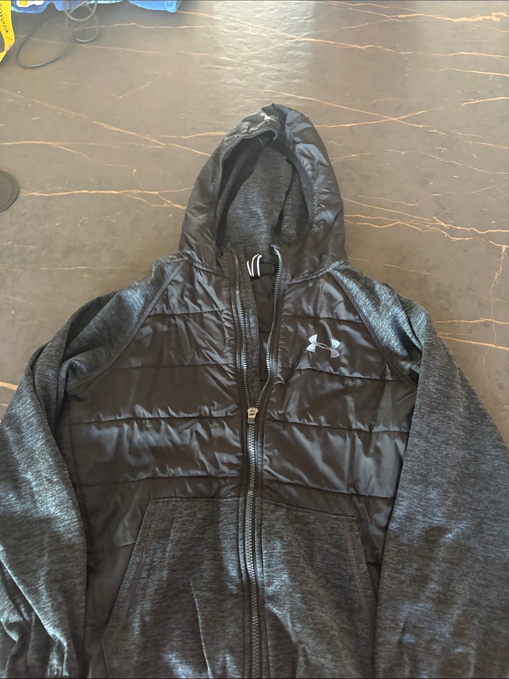 boys under armour jacket size MD